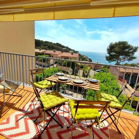 Appartement Avec Terrasse Vue Mer, Proximite Plage, Place Parking Sanary-sur-Mer Exterior foto